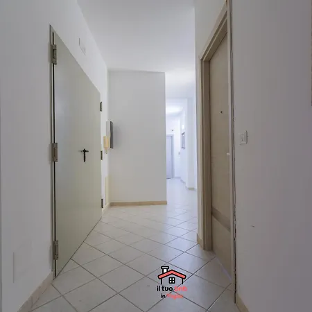 Of The Nations, Parking , 9min Airport & Sea Apartment Bitonto
