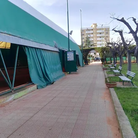 Apartment Of The Nations, Parking , 9min Airport & Sea *