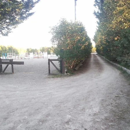 Apartment Of The Nations, Parking , 9min Airport & Sea *